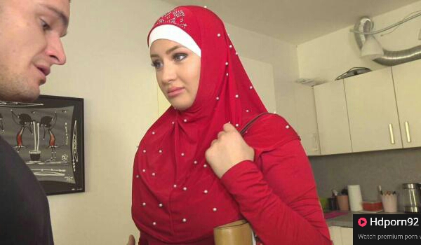 Sex With Muslims – Cayla Lyons – Guy punishes his tardy muslim girlfriend