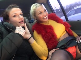 jacquieetmicheltv – Threesome and camera for Aurélie, 21 years old!