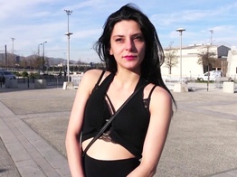 jacquieetmicheltv – Noticed comeback for Vanessa, 21 years old!