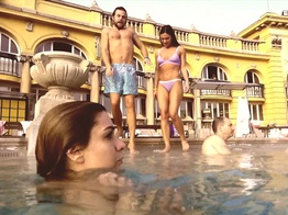 jacquieetmicheltv – Ludivine, a French amateur in Budapest (4)