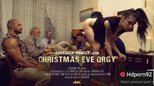 Perverse Family – Christmas Eve Orgy – Eve, Suzan & Anna – E15