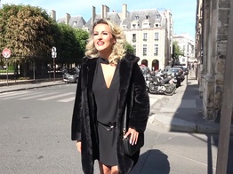 jacquieetmicheltv – Lilou, 23, the explosive return of the anatomical bomb!