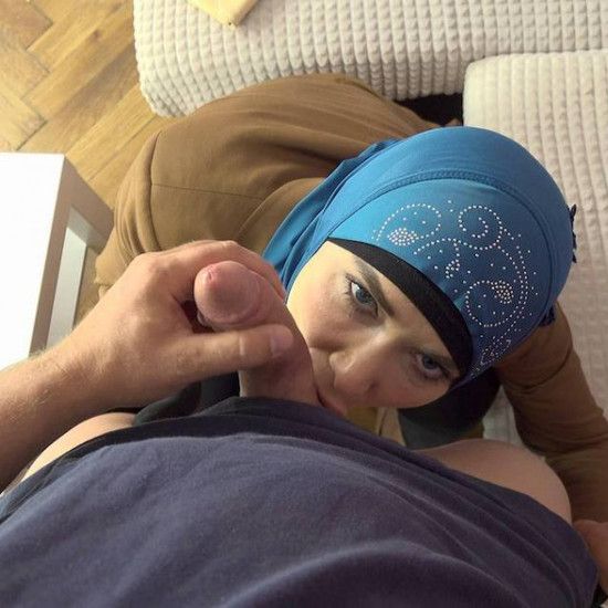 SexWithMuslims – Venera Maxima – Muslim babe gets horny with the authorities