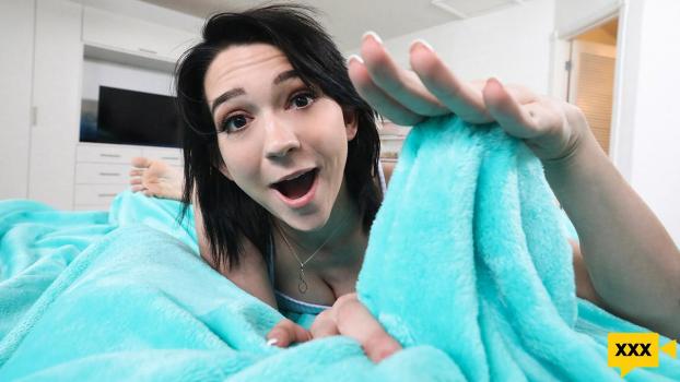 Sis Loves Me – Riley Jean – Busted Sister