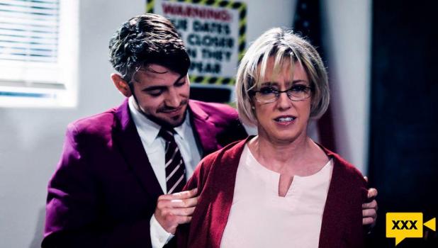 Pure Taboo – Dee Williams – Outnumbered