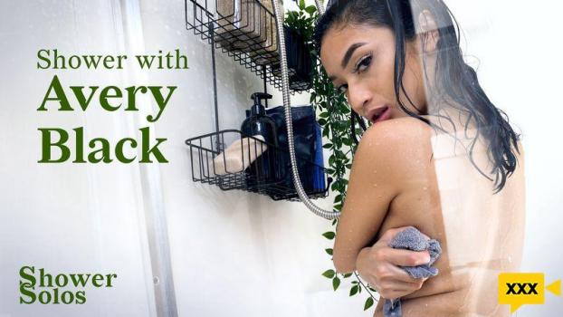 Shower Solos – Shower With Avery Blak
