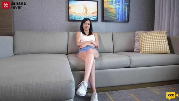 BananaFever – Savannah Sixx Part 1