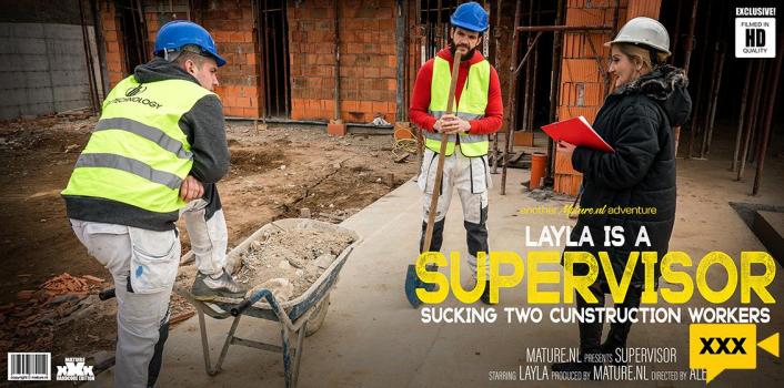 Mature NL – Layla – Supervisor Layla is hungry for two working cocks!