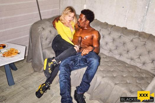 Blacked Raw – Coco Lovelock – Freshly Squeezed