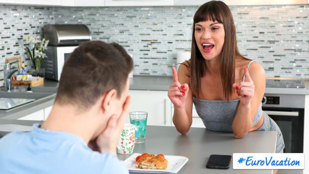 MomsTeachSex – Alyssa Reece – Date With My Step Mom – S15:E9