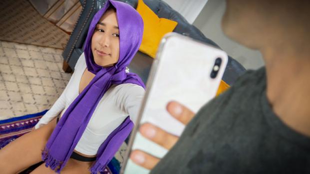 Hijab Hookup – Vanessa Vox – Horny Hijabis