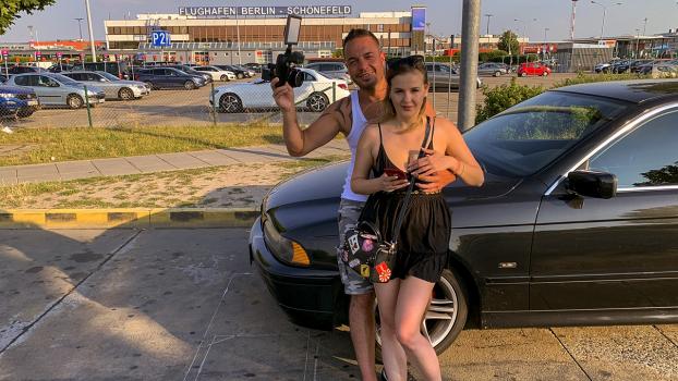 Hitzefrei – Candy Alexa got boned by Andy Star in an abandoned airport hangar!