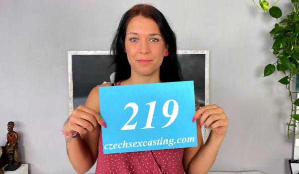 CzechSexCasting – Sarah Simons – She made him horny – E219