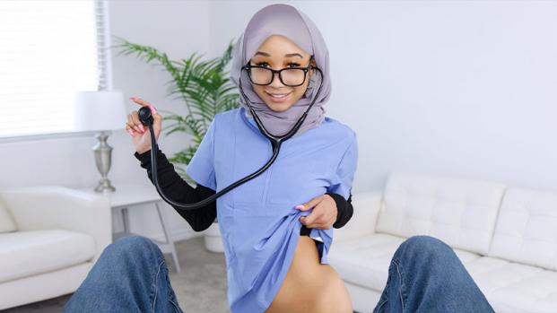 Hijab Hookup – Alicia Reign – Dr. Dick Fixer