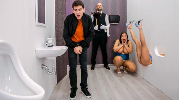 Brazzers Exxtra – Sofia Lee & Josephine Jackson – Gloryholes Gone Wild