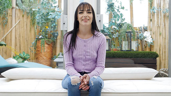 NetVideoGirls – Lilli – Dancer trying to make it