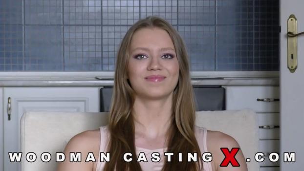 WoodmanCastingX – Mia Split – Casting