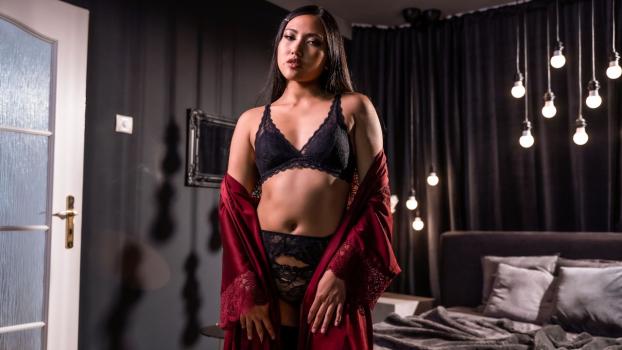 Asian seduction in lace lingerie – May Thai