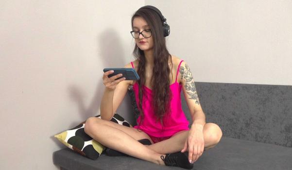 TeenFromBohemia – Alisa Horakova – Teen brunette watched porn – E87