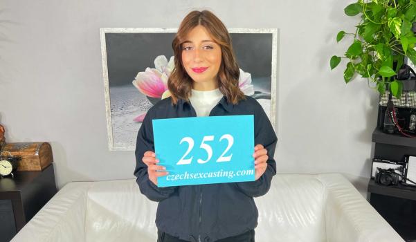CzechSexCasting – Silvia Soprano – Italian model is getting horny – E252