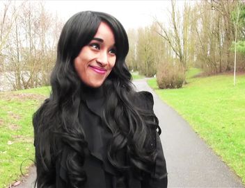 jacquieetmicheltv – Shirinna enjoys the present moment…