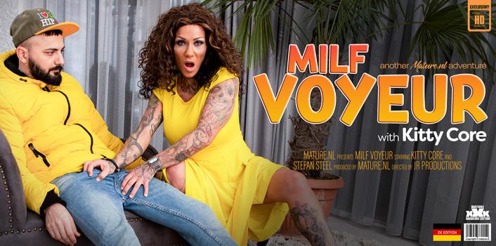 Mature NL – MILF Kitty Core catches a voyeur at home and shows him stuff he never forgets