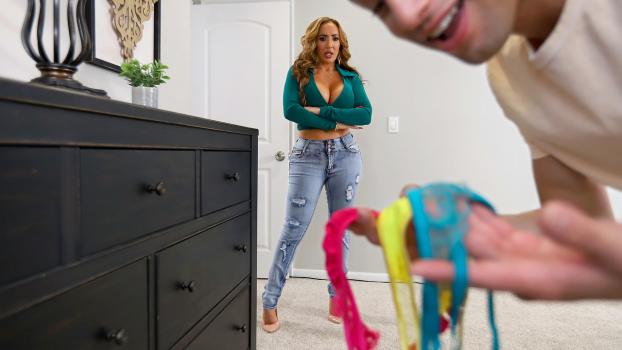 Mom’sBoyToy – Richelle Ryan – Moms Panties – S1:E2