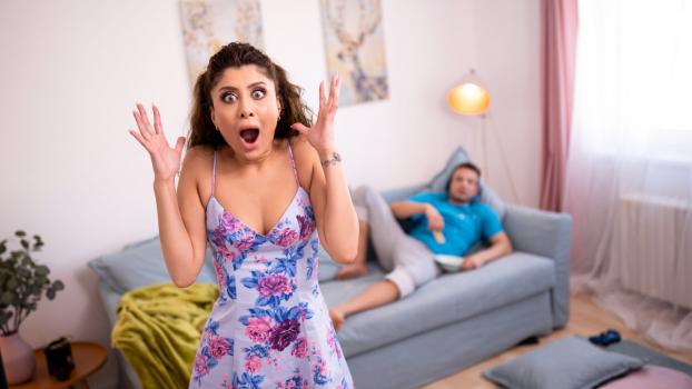Domestic Desi Goddess gets her Orgasm – Marina Maya