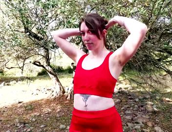 jacquieetmicheltv – Daisy was not there by chance…