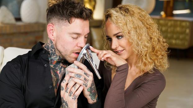 LoveHerFeet – Geisha Kyd - Finding My Red Hot Stilettos!