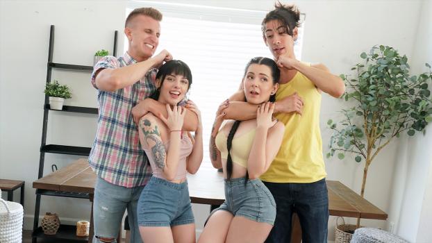 SisSwap – Lily Thot & Kitty Cam – Fourway Dare
