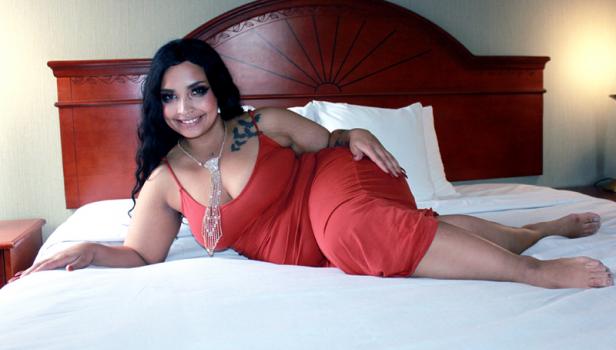 StrippersInTheHoodXXX – Sunny Bunny