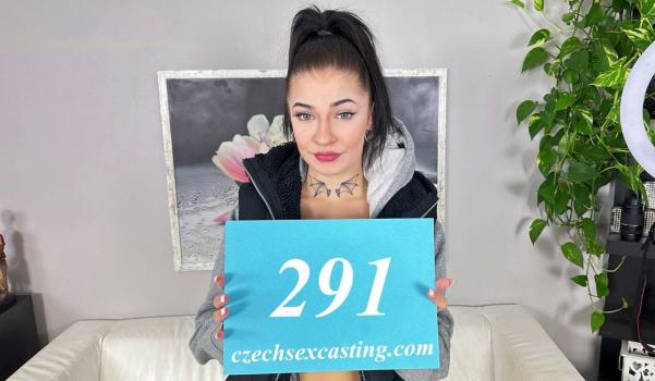 CzechSexCasting – Chloe Heart – Fresh 18th loves the limelight – E291