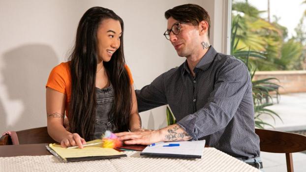 OnlyTeenBlowjobs – Kimmy Kimm – Student Sucks The Tutor