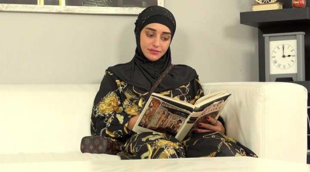 SexWithMuslims – Aramix – Sweet woman in hijab tried on salesman’s dick instead of new clothes – E271