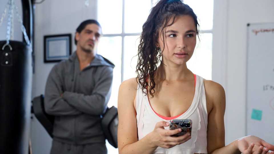 CaughtMyCoach – Liz Jordan – My Boyfriend Thinks Im Fucking The Coach – S1:E6