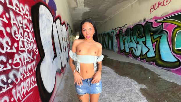 Bang!RealTeens – Bianca Bangs Fucks Under An Overpass