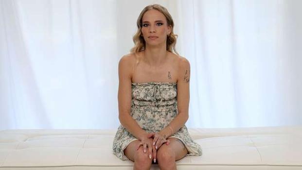 NetGirl – Erica Returns