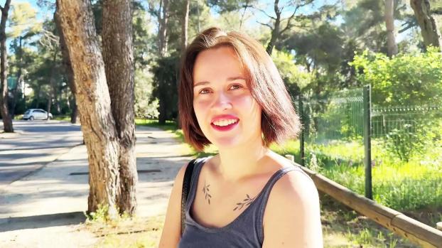 jacquieetmicheltv – Ruby, 21 years old, photo model from Valence!
