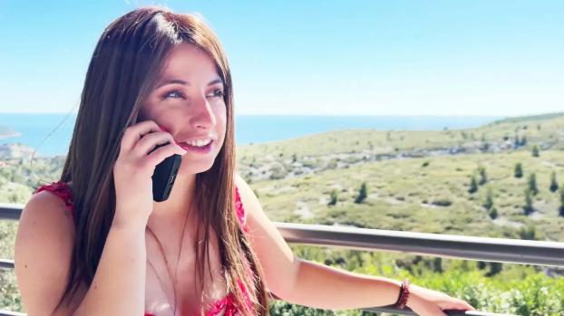 jacquieetmicheltv – Paola plans everything when it comes to kissing…
