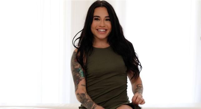 CastingCouchHD – Bella Returns